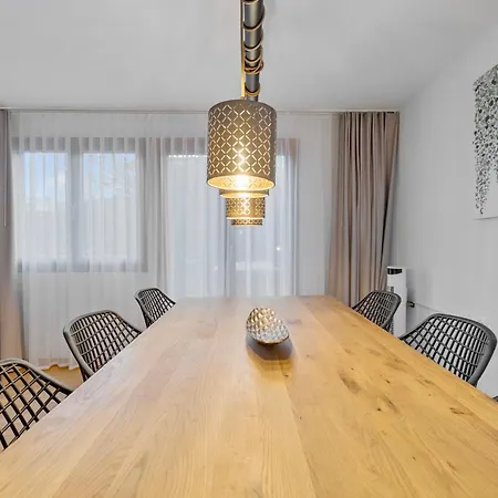 Gemuetliche 2.5 Mit Privater Sauna Seewis im Prätigau