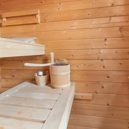 Gemuetliche 2.5 Mit Privater Sauna Lägenhet *