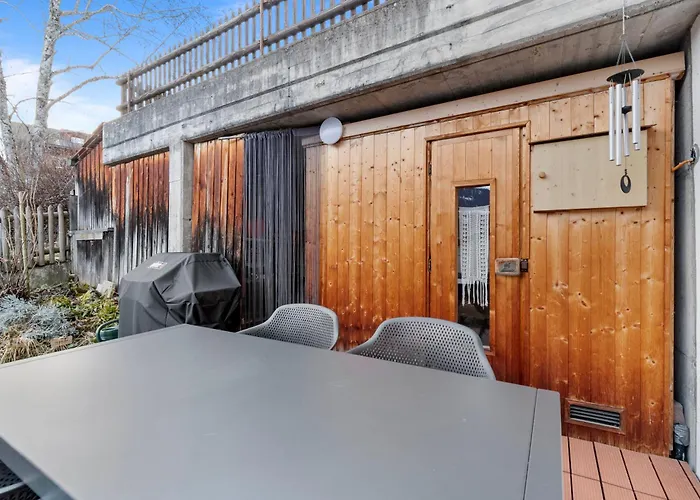 Gemuetliche 2.5 Mit Privater Sauna Apartman *