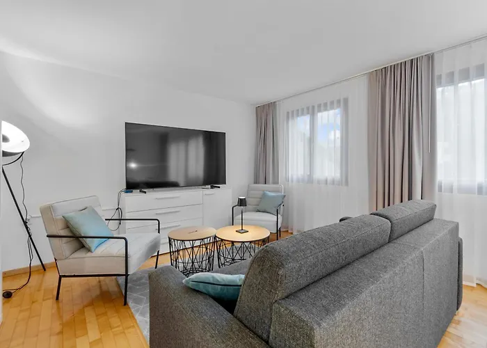 Gemuetliche 2.5 Mit Privater Sauna Seewis im Prätigau